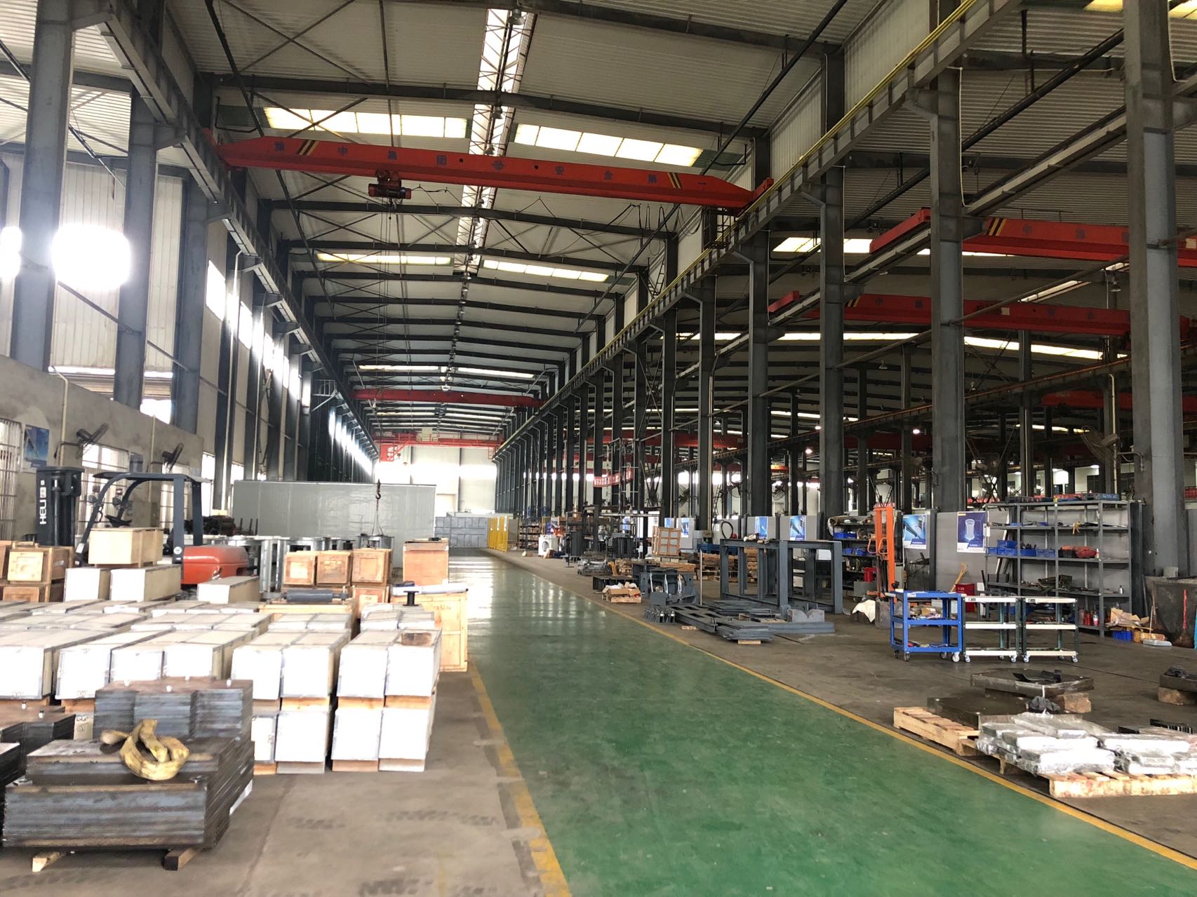 2018年1月，自建工廠(chǎng)投入使用，開(kāi)始組建生產(chǎn)團(tuán)隊(duì)